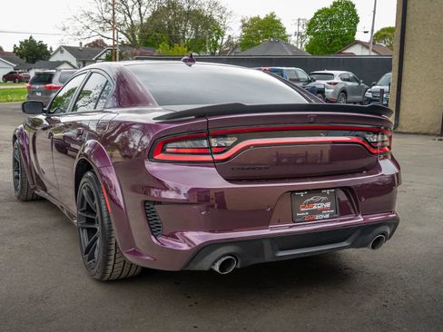 Used 2022 Dodge Charger Scat Pack RWD image 10