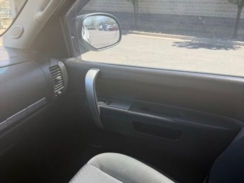 Used 2013 Chevrolet Silverado 1500 LT AWD/4WD image 27