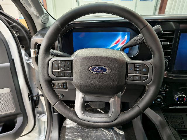 New 2026 Ford F350 Lariat w/ Black Appearance Package AWD/4WD image 18
