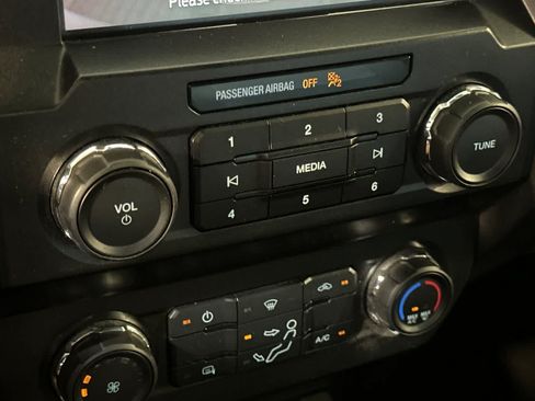 Used 2022 Ford F250 XLT AWD/4WD image 21