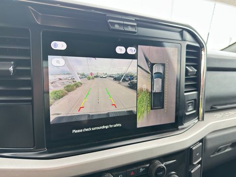 Used 2025 Ford F250 XLT w/ Black Appearance Package AWD/4WD image 20