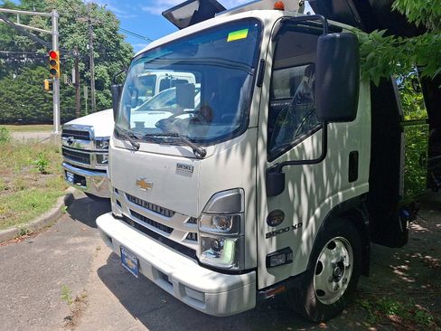 New 2023 Chevrolet Low Cab Forward 5500XD image 3