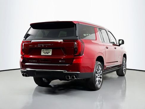 New 2026 GMC Yukon XL Denali w/ Denali Reserve Package AWD/4WD image 7