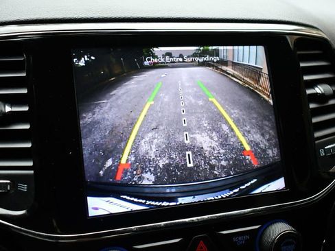 Used 2020 Jeep Grand Cherokee Altitude image 57