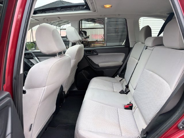 Used 2017 Subaru Forester 2.5i Premium w/ All-Weather Package AWD/4WD image 25