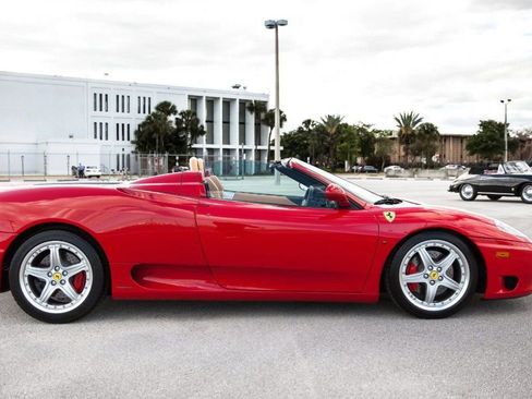 Used 2004 Ferrari 360 Spider image 3
