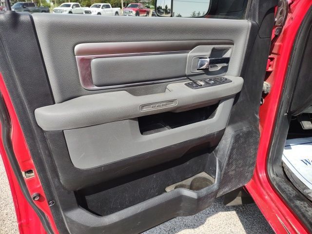 Used 2016 RAM 3500 SLT w/ Quick Order Package 29G SLT AWD/4WD image 12
