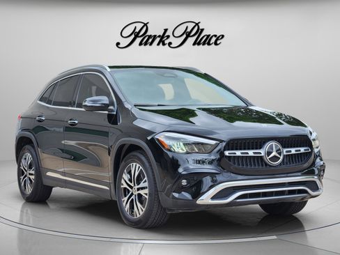 Certified 2025 Mercedes-Benz GLA 250 4MATIC image 4