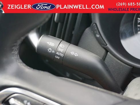 Used 2023 MAZDA CX-50 AWD 2.5 S w/ Accent Package image 23