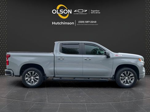 Used 2024 Chevrolet Silverado 1500 RST AWD/4WD image 14