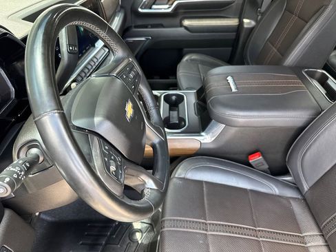 Used 2024 Chevrolet Silverado 3500 High Country w/ High Country Premium Package AWD/4WD image 20