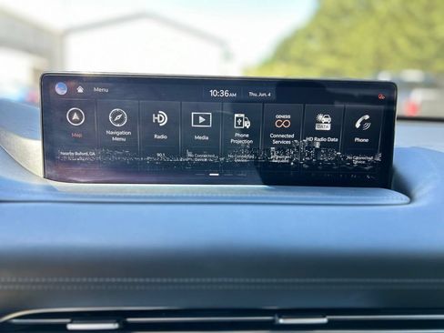 Used 2022 Genesis GV80 2.5T AWD/4WD image 16