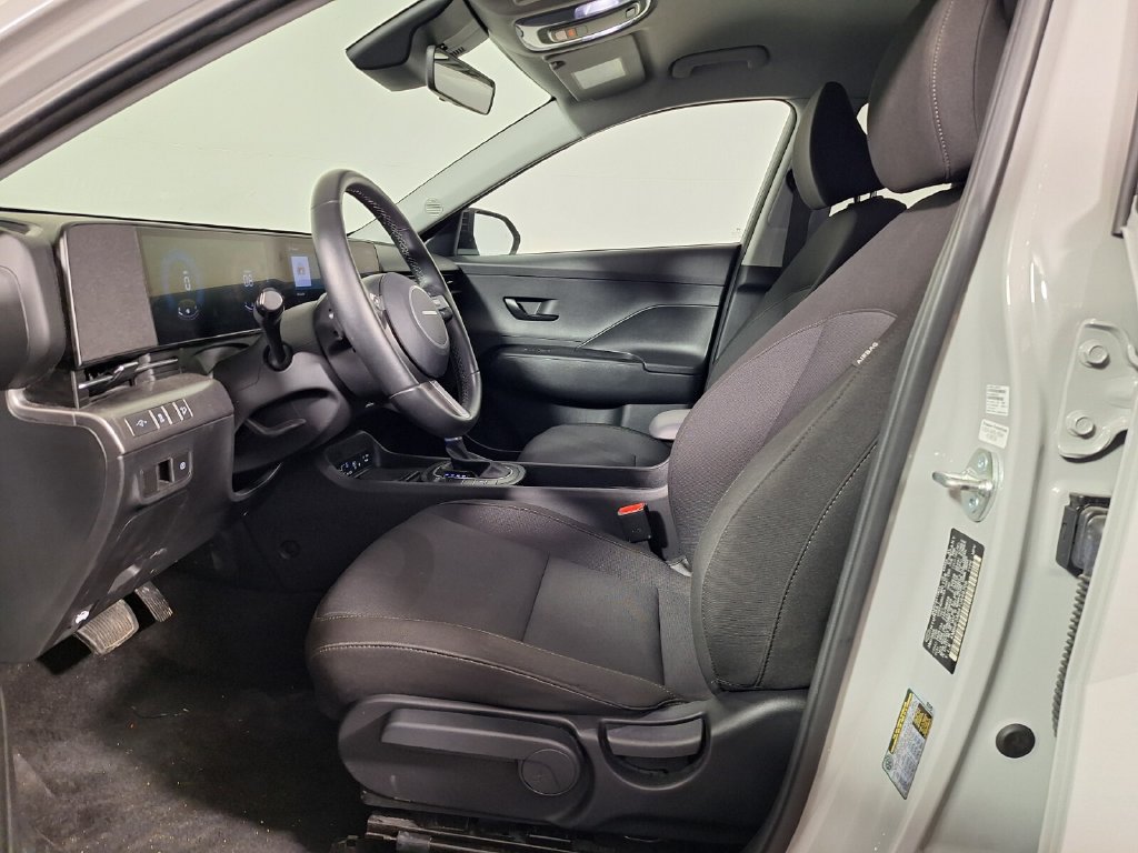 Used 2026 Hyundai Kona SEL Sport FWD image 11