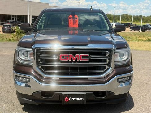Used 2016 GMC Sierra 1500 SLE w/ SLE Value Package AWD/4WD image 2