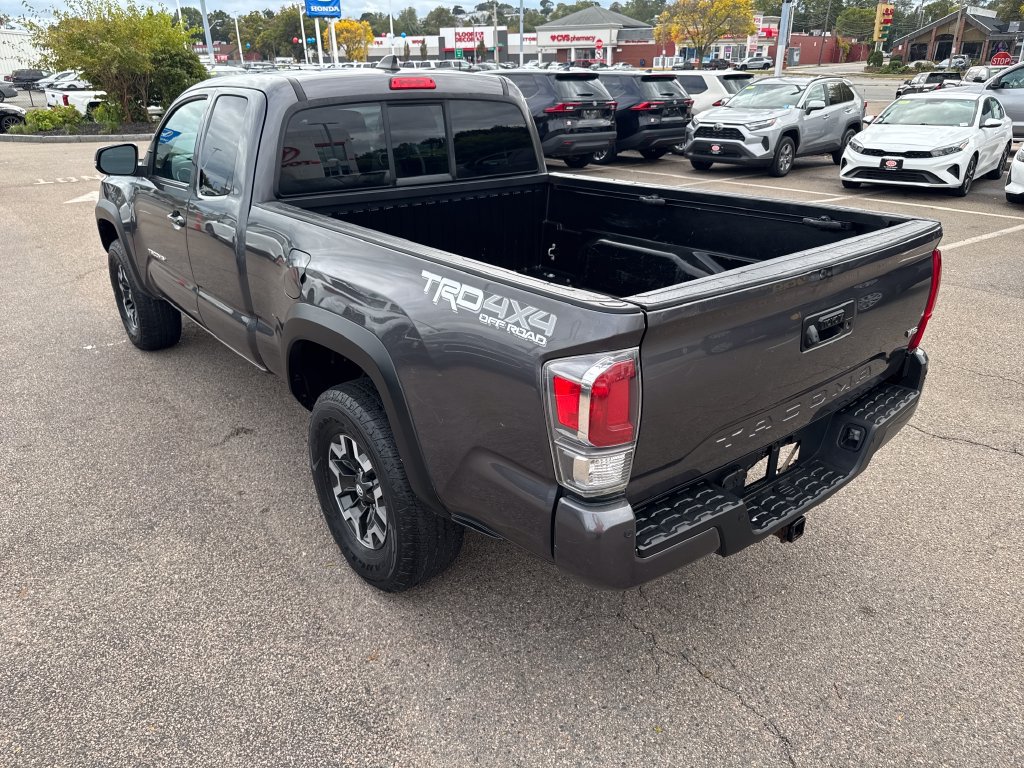 Used 2020 Toyota Tacoma TRD Off-Road w/ Technology Package AWD/4WD image 5