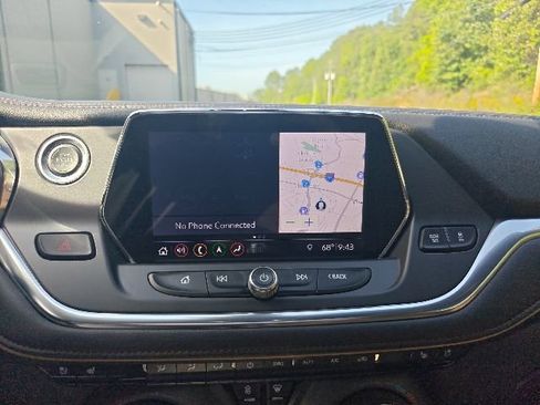 Used 2019 Chevrolet Blazer Premier w/ Sun and Wheels Package image 10