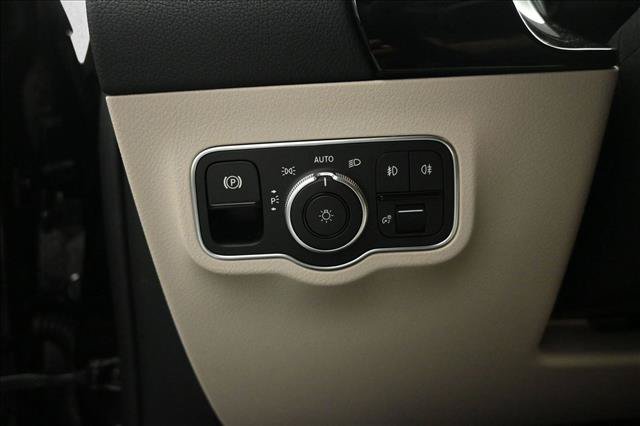 Certified 2026 Mercedes-Benz GLA 250 4MATIC image 11