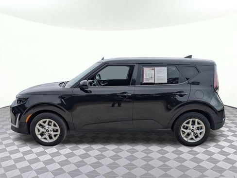 Used 2023 Kia Soul LX w/ Option Group 015 image 6