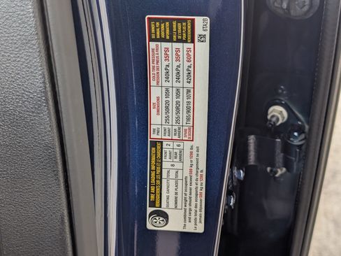 Used 2025 Nissan Pathfinder Platinum w/ Cargo Package FWD image 44
