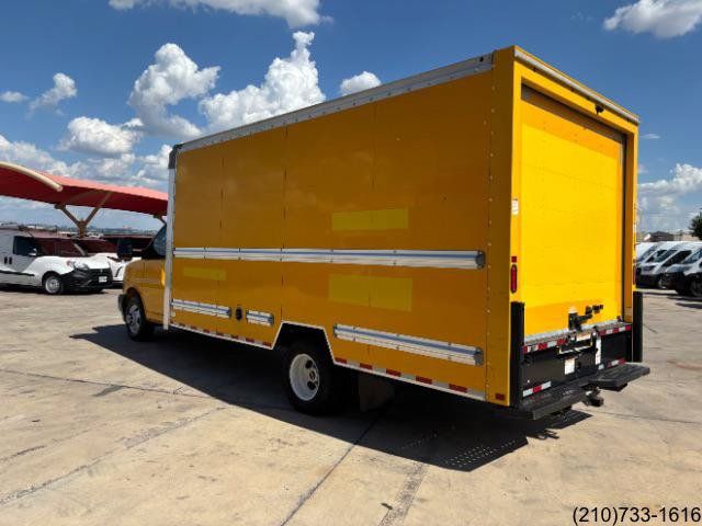 Used 2022 GMC Savana 3500 Extended w/ Power Convenience Package RWD image 5