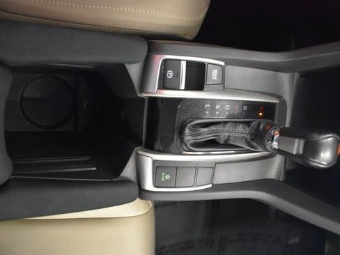 Used 2020 Honda Civic EX image 31