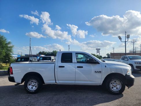 Used 2016 RAM 1500 Tradesman AWD/4WD image 2