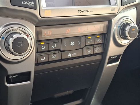 Used 2013 Toyota 4Runner Limited image 17