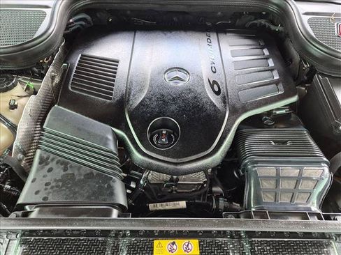Used 2023 Mercedes-Benz GLS 450 4MATIC image 25