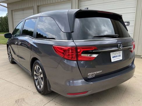 Used 2022 Honda Odyssey EX-L image 5