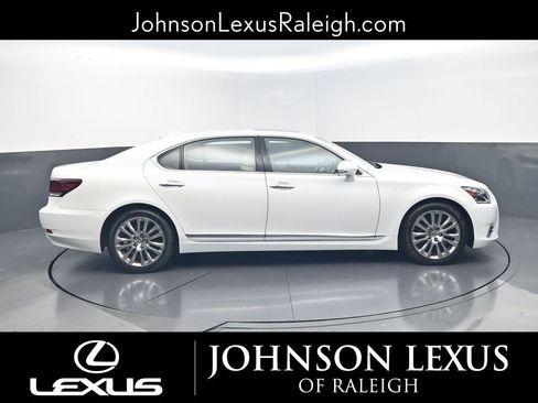 Used 2015 Lexus LS 460 L RWD image 6