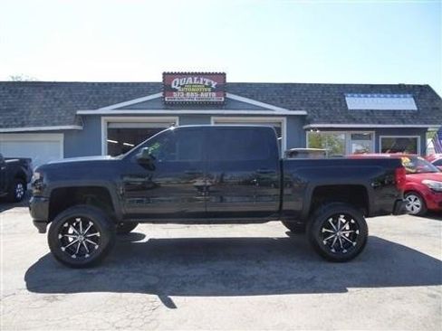Used 2017 Chevrolet Silverado 1500 LT w/ All Star Edition AWD/4WD image 1
