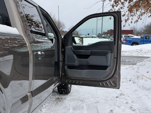 Used 2022 Ford F150 XLT w/ Trailer Tow Package image 34