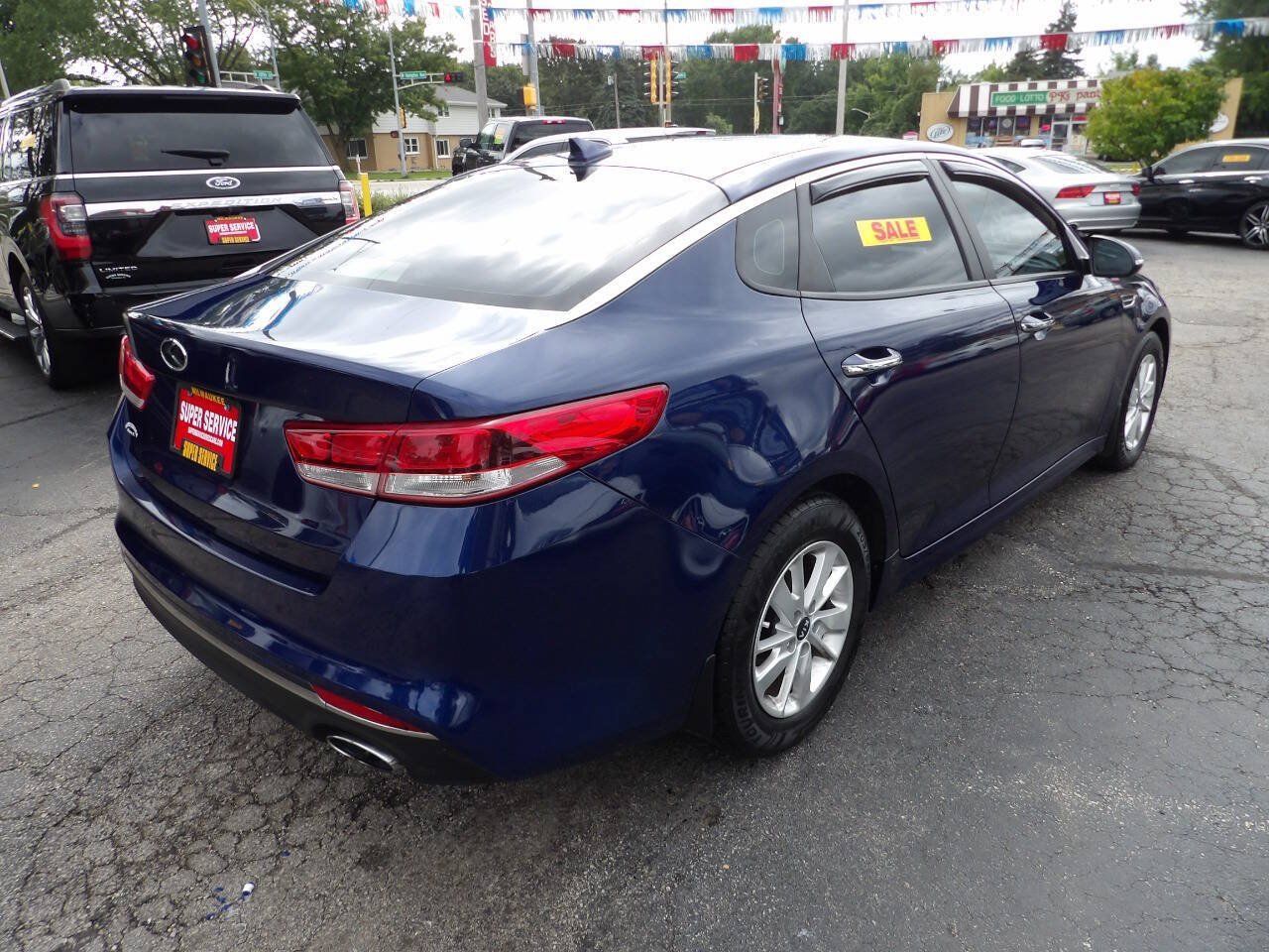 Used 2016 Kia Optima LX FWD image 3
