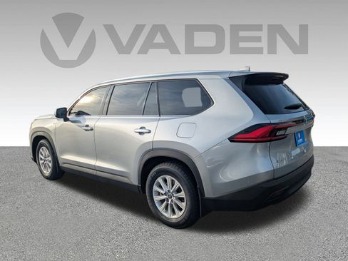 Used 2024 Toyota Grand Highlander XLE image 30