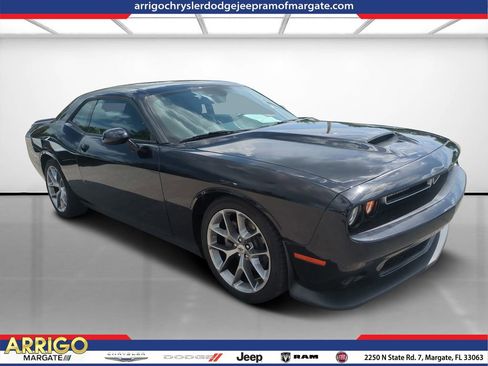Used 2022 Dodge Challenger GT RWD image 1