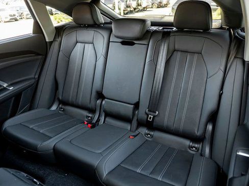 Certified 2025 Audi Q5 Premium Plus w/ Premium Plus image 26