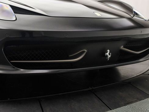 Used 2014 Ferrari 458 Spider image 25