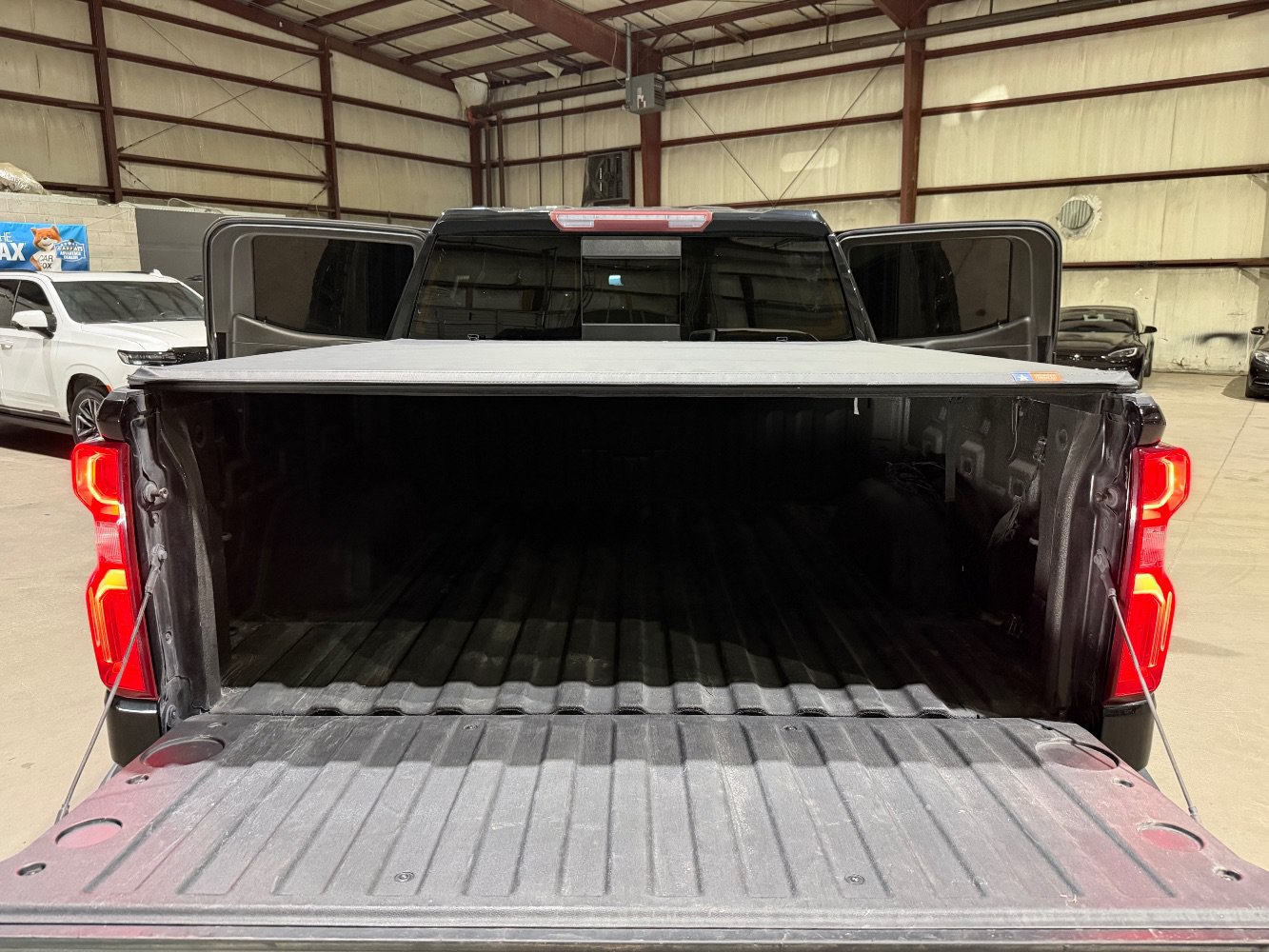 Used 2020 Chevrolet Silverado 1500 LT Trail Boss AWD/4WD image 19
