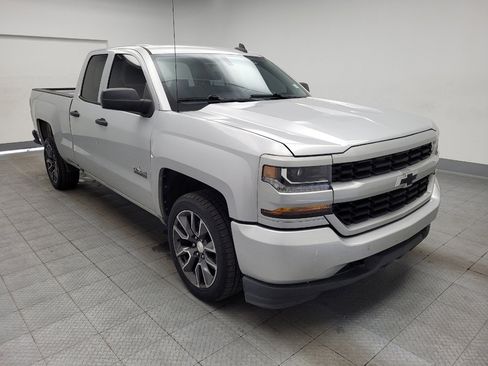 Used 2018 Chevrolet Silverado 1500 Custom w/ Texas Edition RWD image 13