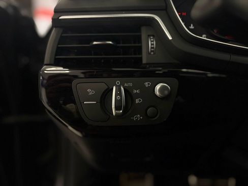 Used 2019 Audi A4 2.0T Prestige w/ Prestige Package image 26