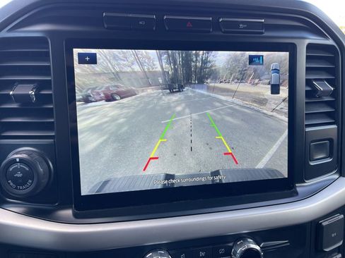 Used 2022 Ford F150 XLT w/ Equipment Group 302A High image 11