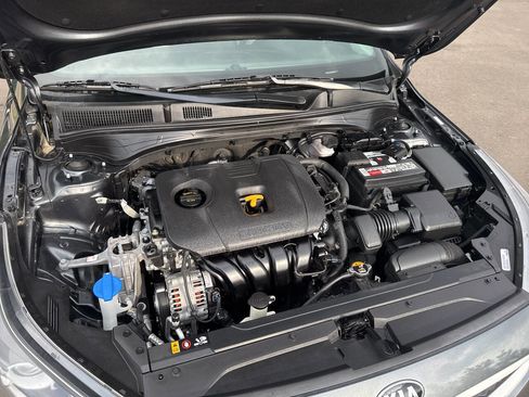 Used 2019 Kia Forte LXS image 21