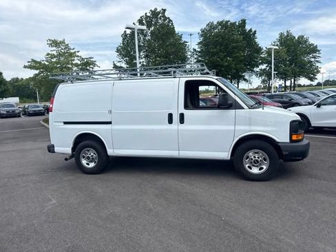 Used 2016 GMC Savana 2500 RWD image 7