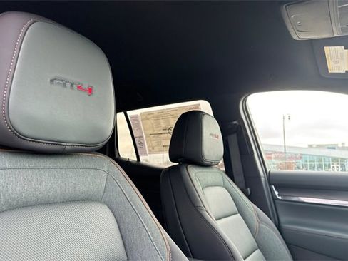 New 2026 GMC Terrain AT4 w/ Convenience Package III image 19