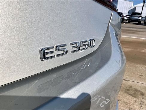 Used 2019 Lexus ES 350 image 9