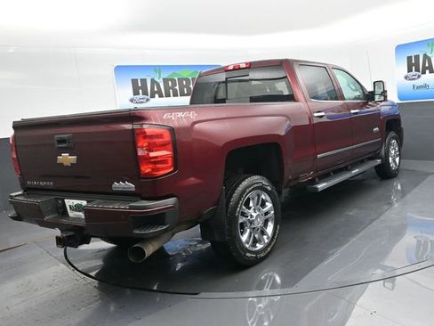 Used 2017 Chevrolet Silverado 2500 High Country w/ Duramax Plus Package image 5