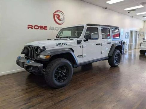 Used 2023 Jeep Wrangler Unlimited image 1
