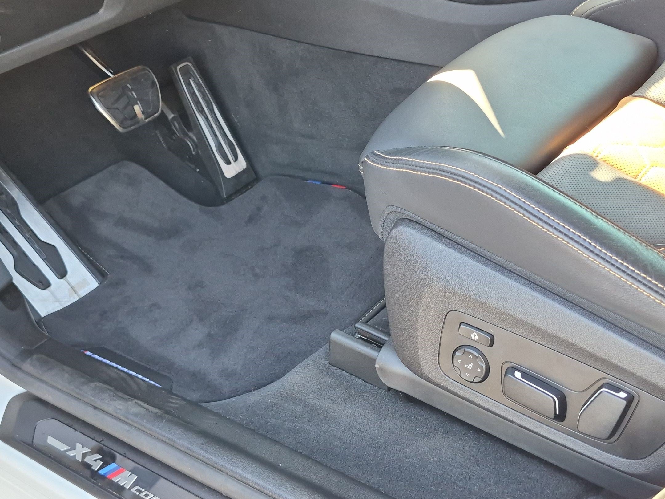 Used 2024 BMW X4 M w/ Competition Package AWD/4WD image 17