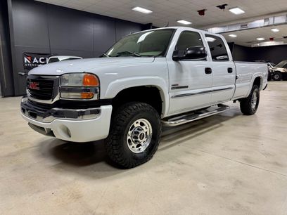 Used 2004 GMC Sierra 2500 SLT w/ Heavy-Duty Power Package