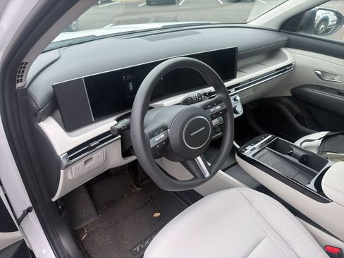 Used 2025 Hyundai Tucson Blue image 13